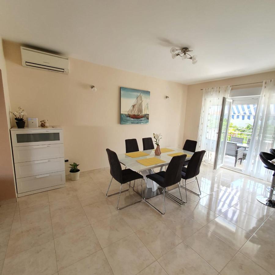 Apartman Tim โตรกีร์ ภายนอก รูปภาพ