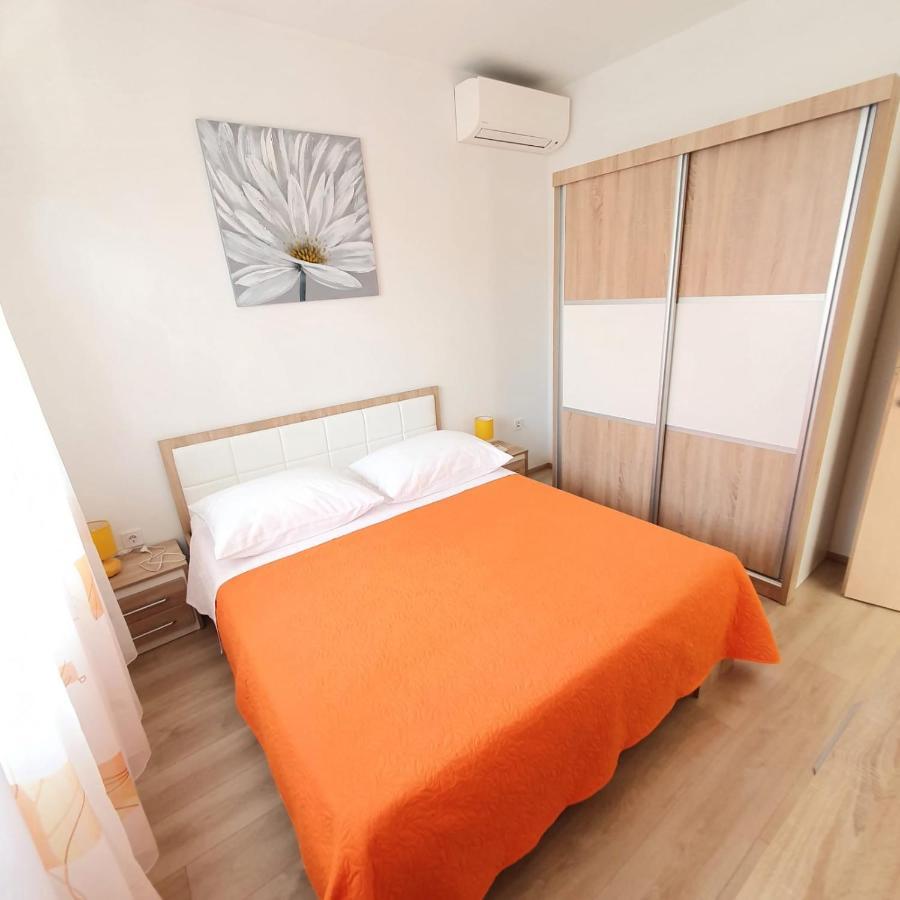 Apartman Tim โตรกีร์ ภายนอก รูปภาพ