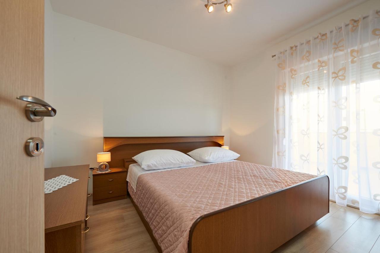 Apartman Tim โตรกีร์ ภายนอก รูปภาพ