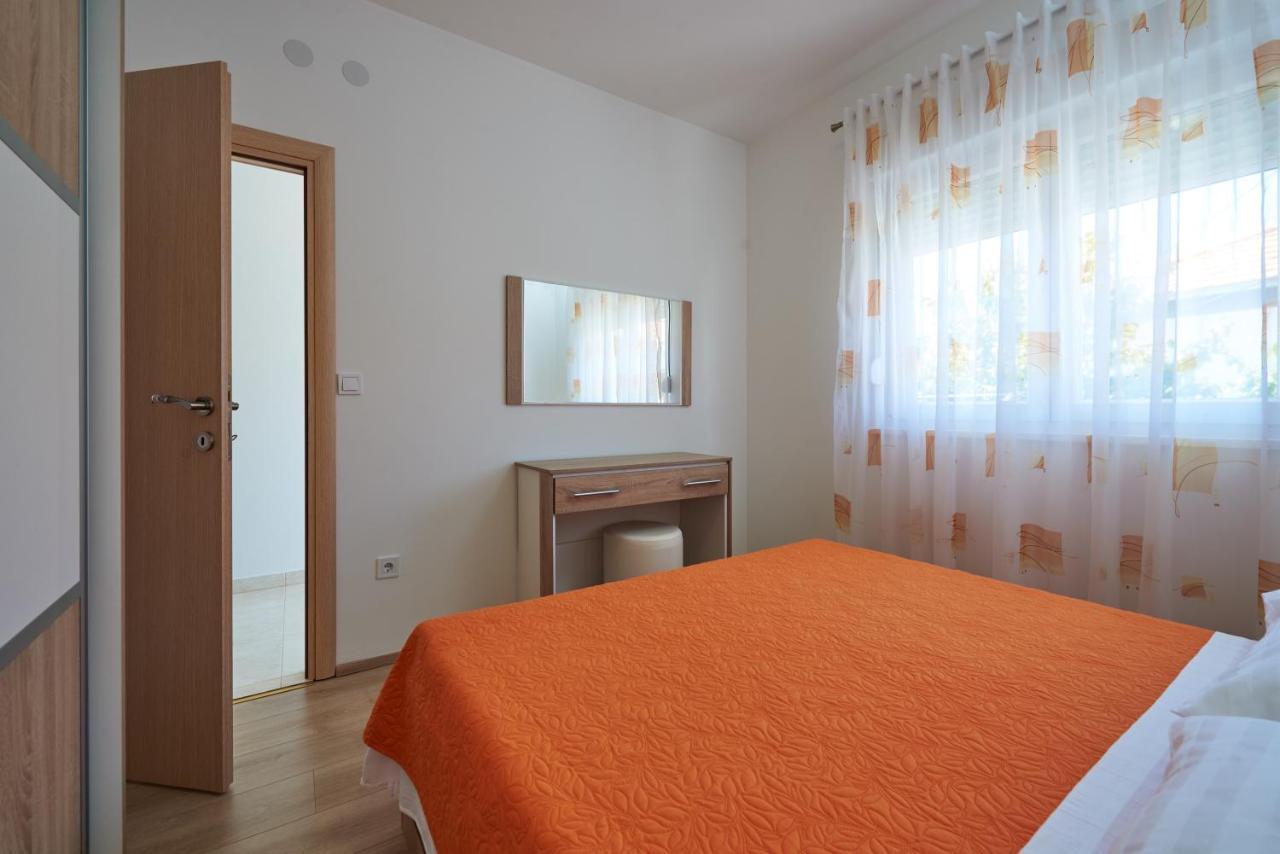 Apartman Tim โตรกีร์ ภายนอก รูปภาพ